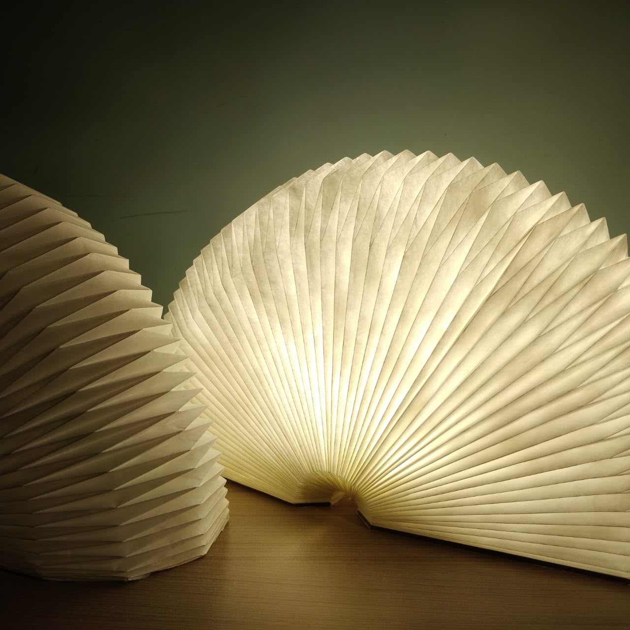 The Pod Lamp: A Modular Origami Workshop